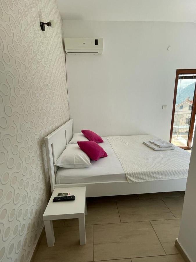 Apartments Radonjic Kotor Extérieur photo