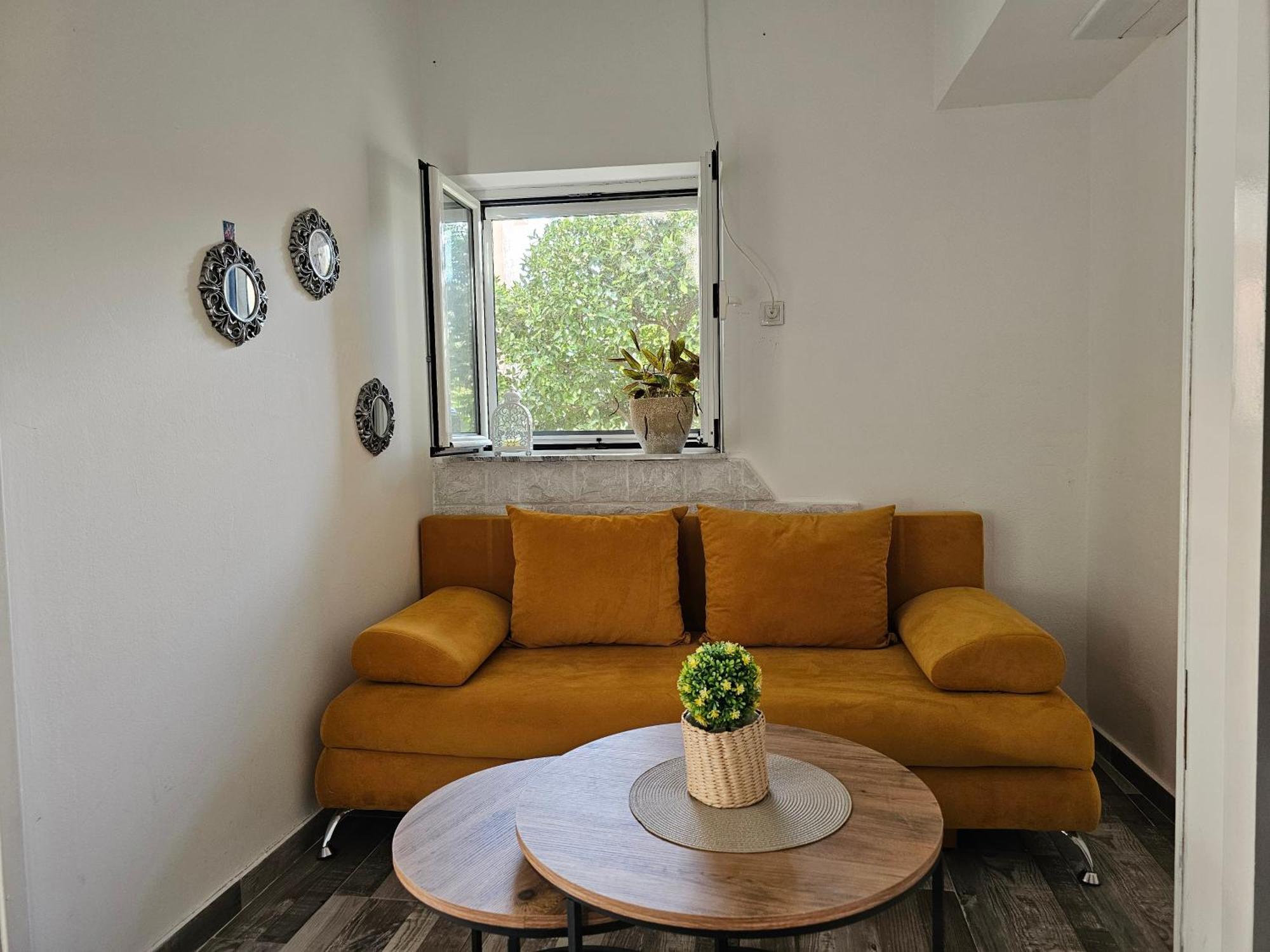 Appartement Modern Seaside Escape - Stunning Sea View - Private & Stylish à Kotor Extérieur photo