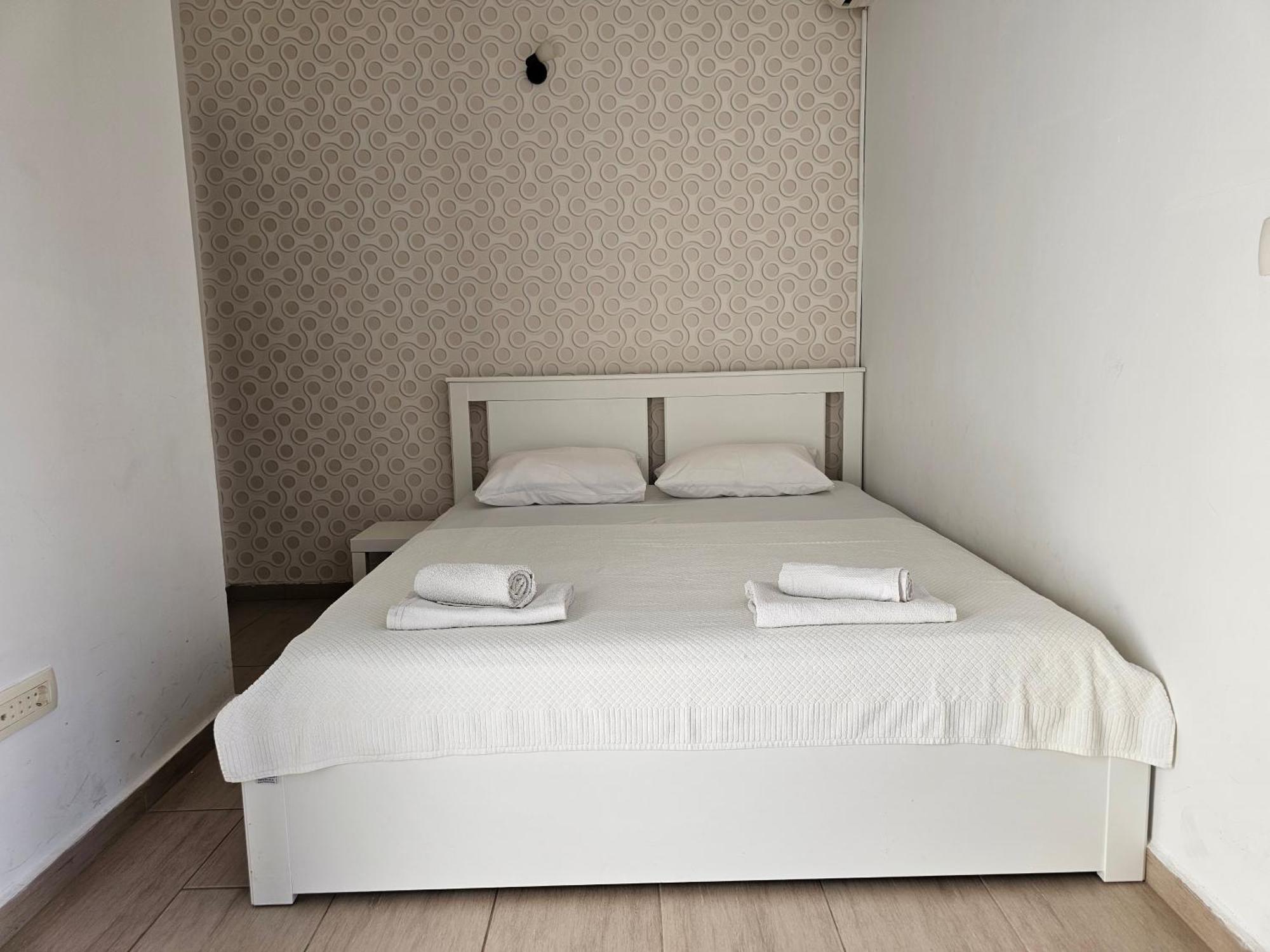 Appartement Modern Seaside Escape - Stunning Sea View - Private & Stylish à Kotor Extérieur photo