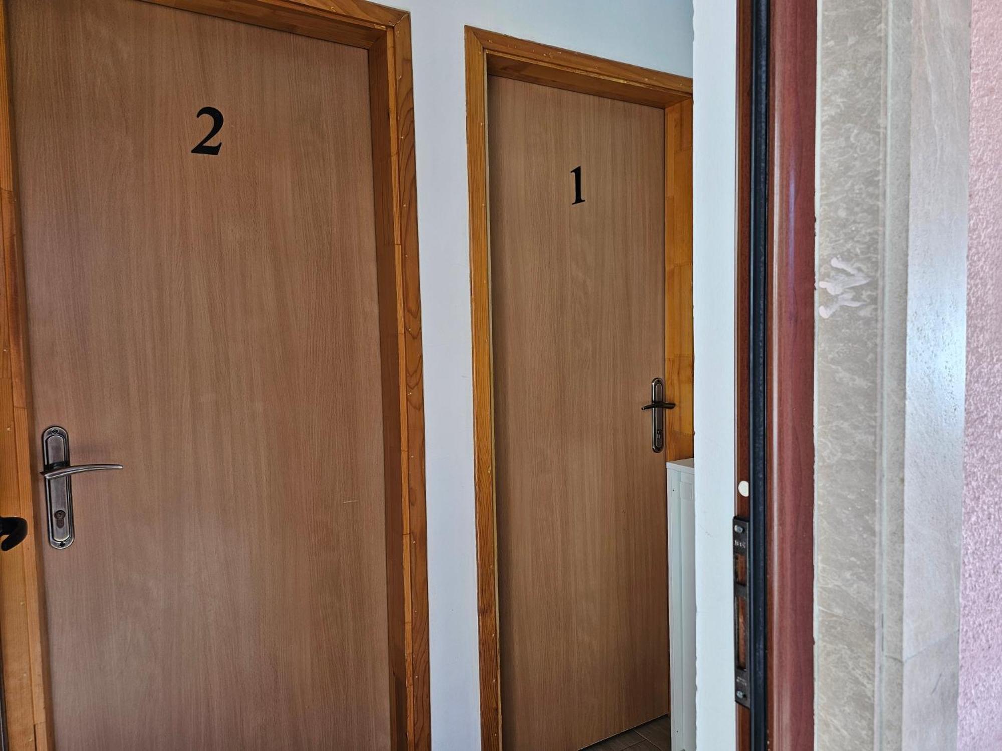 Appartement Modern Seaside Escape - Stunning Sea View - Private & Stylish à Kotor Extérieur photo
